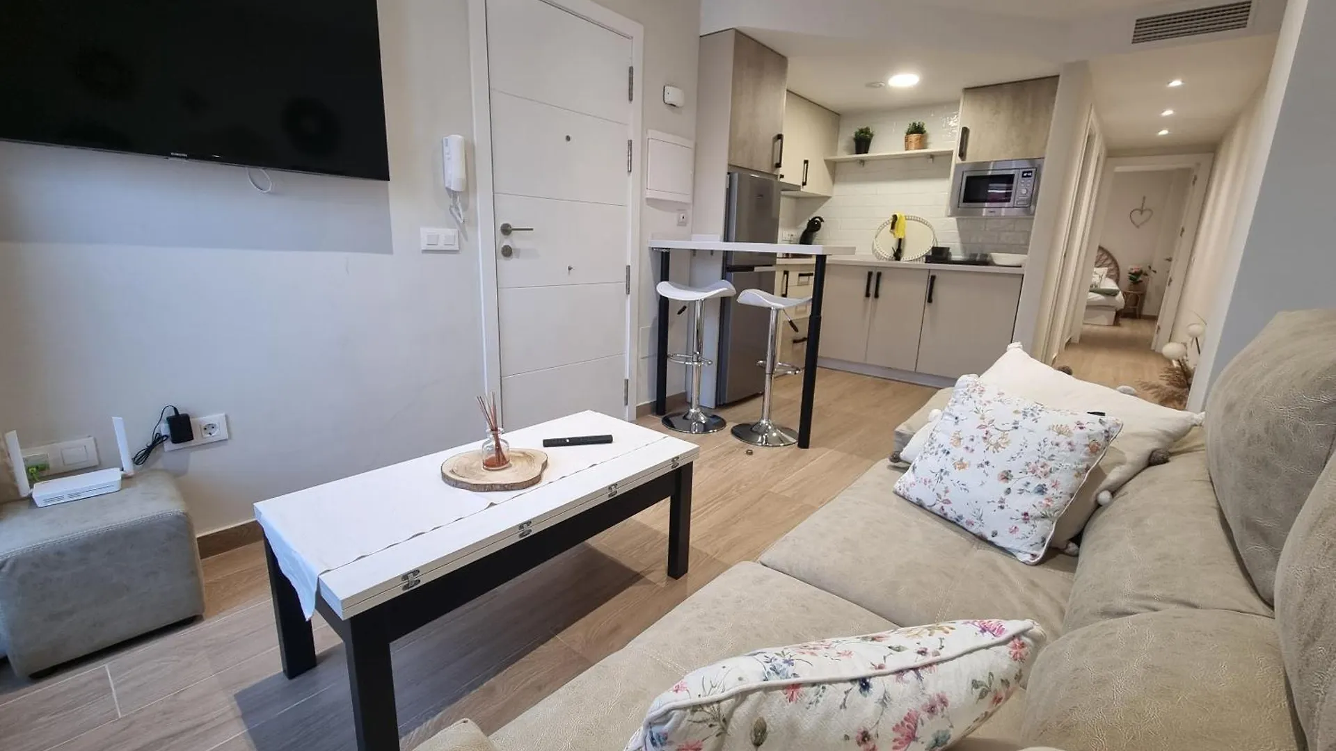 Luna Holidays City Center And Beach Fuengirola Apartamento