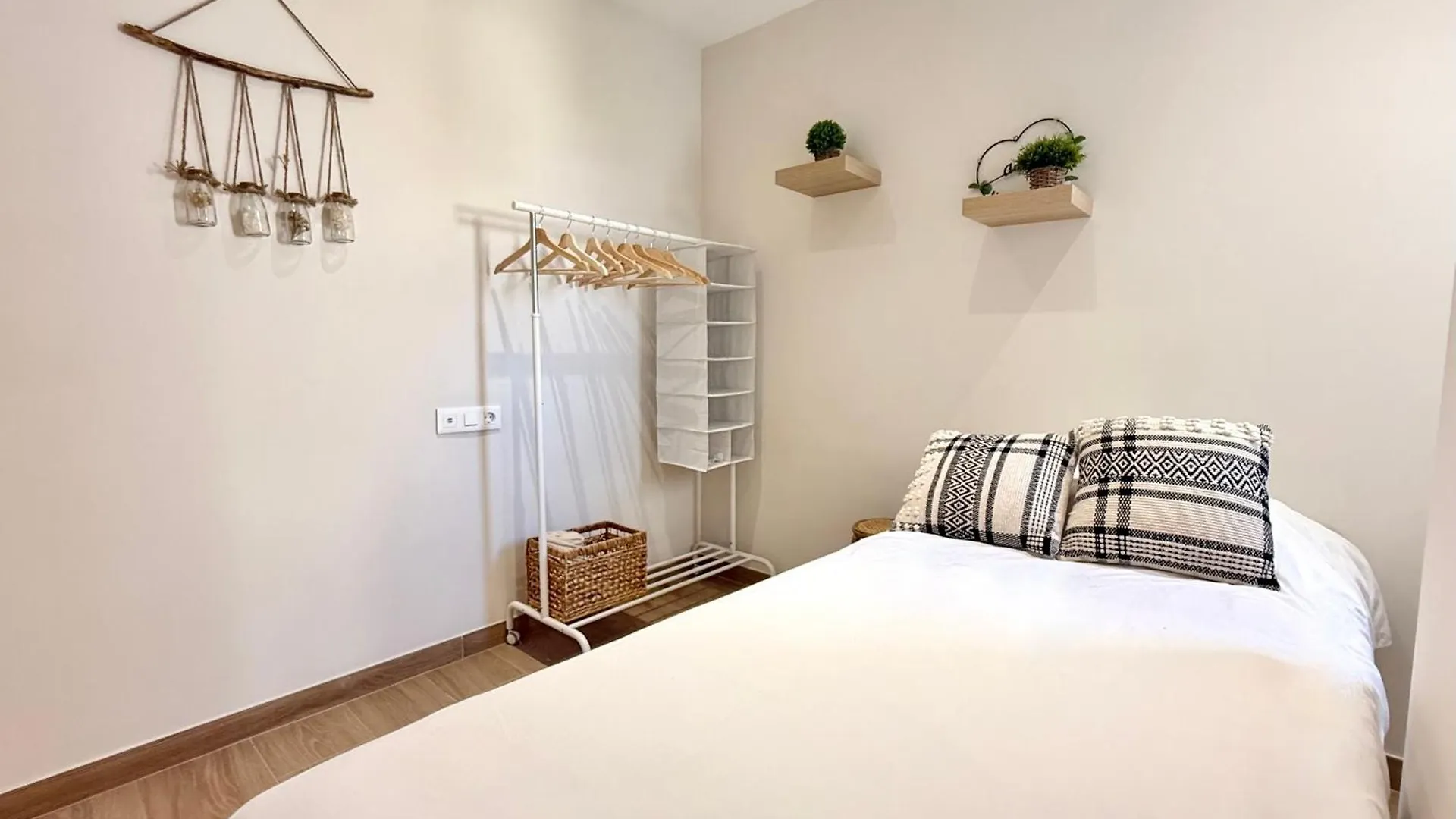 Luna Holidays City Center And Beach Fuengirola