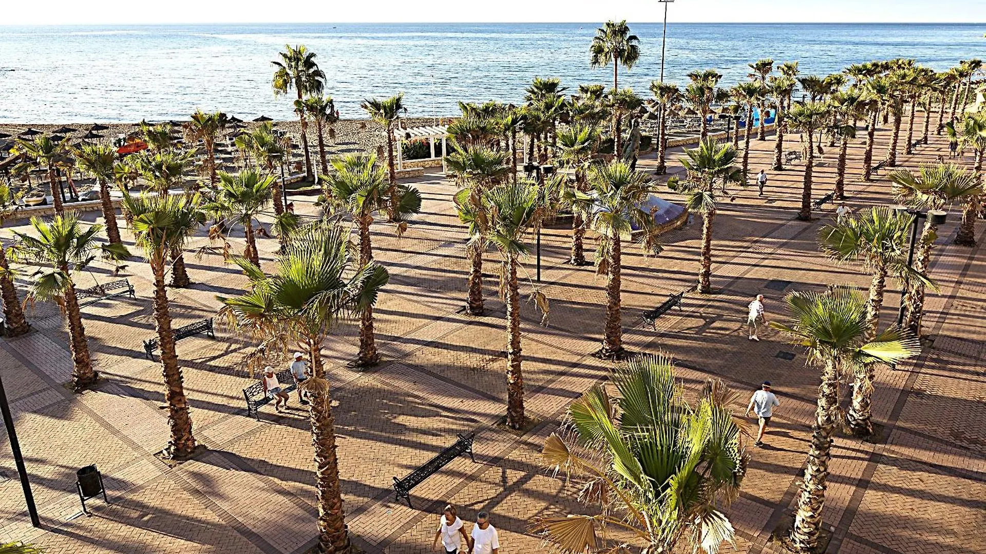 Luna Holidays City Center And Beach Fuengirola 0*,