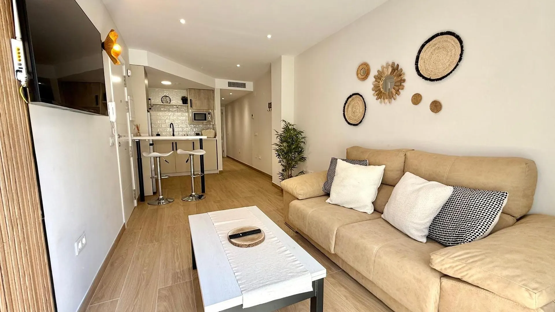 Luna Holidays City Center And Beach Fuengirola Apartamento