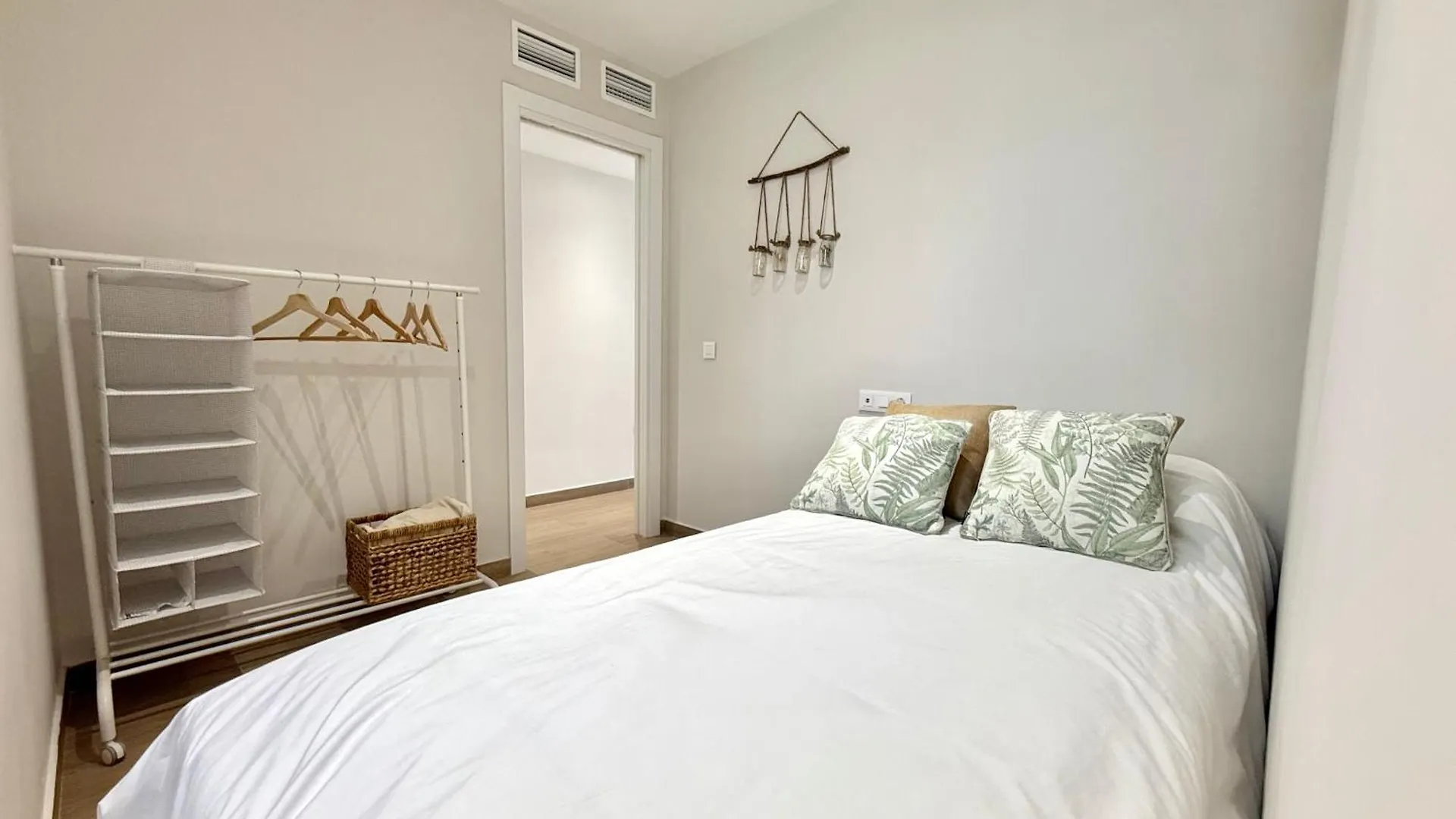 Luna Holidays City Center And Beach Fuengirola 0*,  Spain