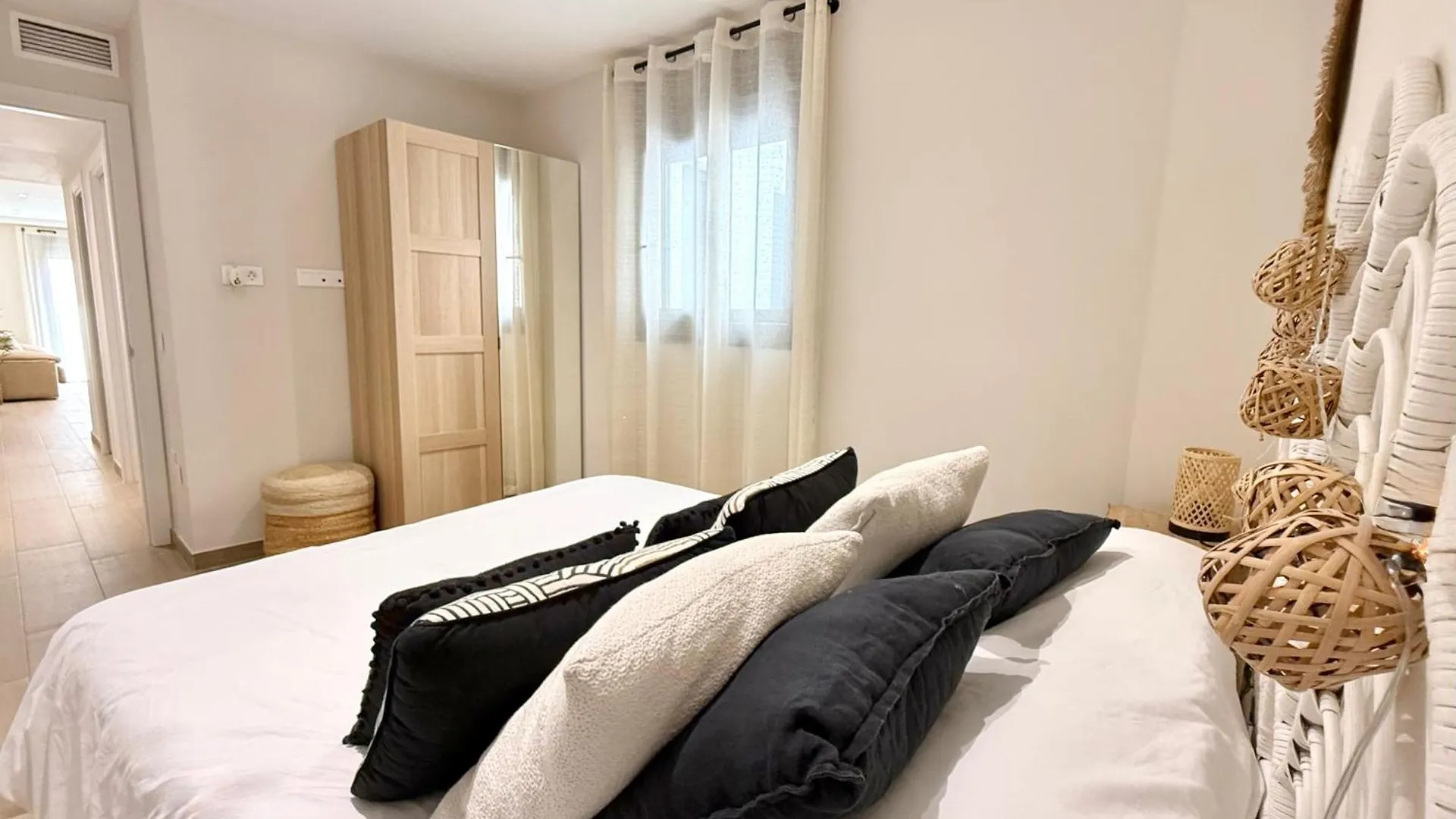 Luna Holidays City Center And Beach Fuengirola